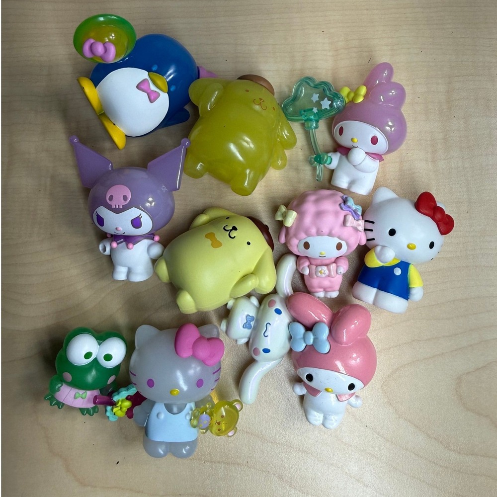 Sanrio Hello Kitty My Melody Kuromi Jazwares 2024 Figure Lot Toy Set